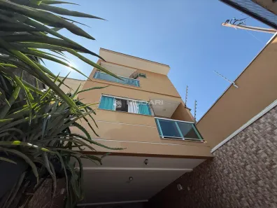 Sobrado com 3 Quartos à venda, 252m² no Parque João Ramalho, Santo André