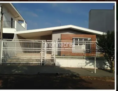 Casa com 3 Quartos à venda, 10m² no San Remo, Londrina