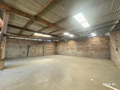 Galpão/Depósito/Armazém com 1 Quarto à venda, 250m² no Jatobá, Vitória da Conquista