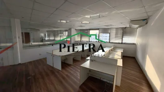 Sala Comercial para alugar, 330m² no Vila da Serra, Nova Lima