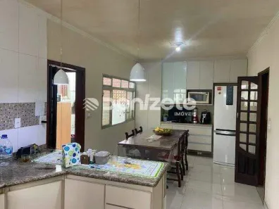 Casa com 3 Quartos à venda, 500m² no Jardim, Santo André