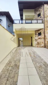 Sobrado com 4 Quartos à venda, 130m² no Vila Santa Rosa, Guarujá