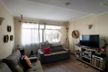 Casa com 3 Quartos à venda, 137m² no Jardim Aeroporto, São Paulo