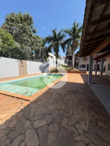 Sobrado com 3 Quartos para alugar, 360m² no Cidade Jardim, Uberlândia