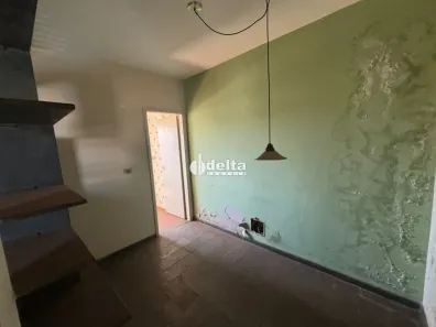 com 3 Quartos à venda, 325m² no Nossa Senhora Aparecida, Uberlândia