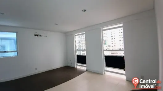 Sala Comercial para venda ou aluguel, 74m² no Pioneiros, Balneário Camboriú