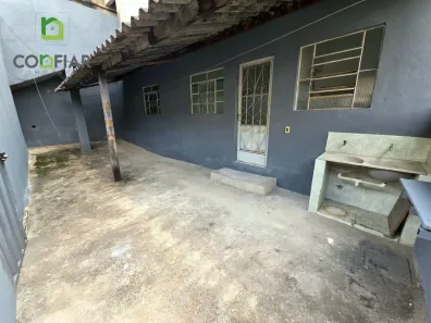Casa com 1 Quarto para alugar, 90m² no Jardim Laguna, Contagem
