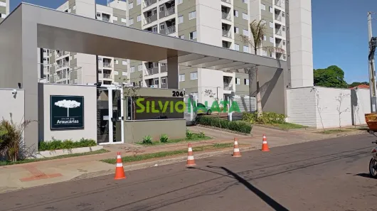 Apartamento com 2 Quartos para alugar, 45m² no Jardim Tropical, Maringá