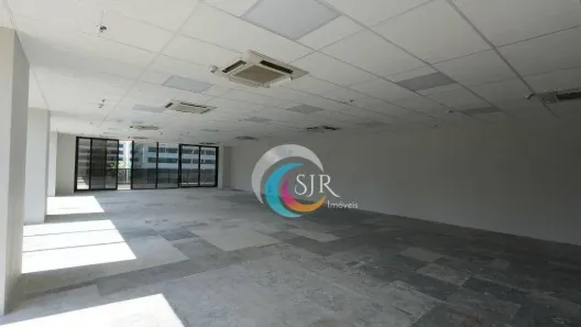 Sala Comercial para alugar, 247m² no Vila Nova Conceição, São Paulo