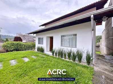 Casa com 3 Quartos à venda, 212m² no Velha, Blumenau