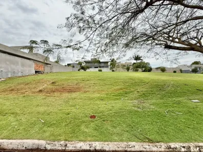 Lote/Terreno à venda, 728m² no Jardim Tarobá, Cambé