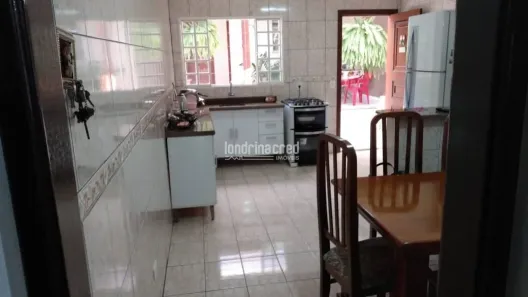 Casa com 3 Quartos à venda, 188m² no Maria Lúcia, Londrina