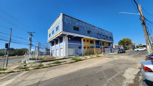 Prédio Comercial para venda ou aluguel, 730m² no Parque dos Pinheiros, Hortolândia