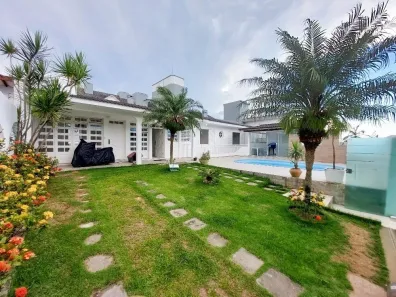 Casa com 4 Quartos para alugar, 170m² no Coqueiros, Florianópolis