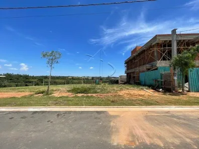 Lote/Terreno à venda, 300m² no Alphaville Nova Esplanada, Votorantim