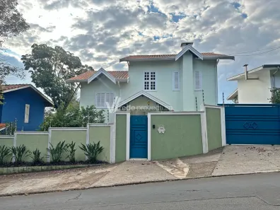 Sobrado com 4 Quartos à venda, 265m² no Cidade Universitária, Campinas