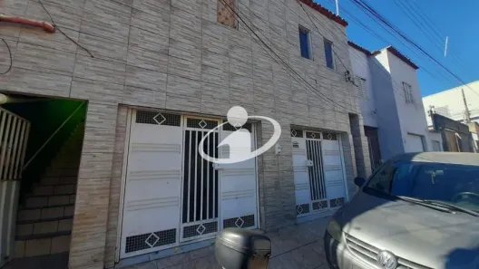 Casa com 3 Quartos para alugar, 160m² no Santa Luzia, Uberlândia