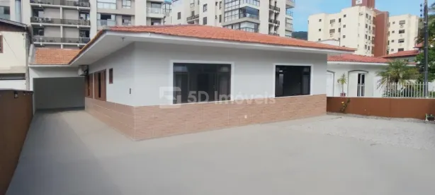 Casa com 4 Quartos à venda, 240m² no Córrego Grande, Florianópolis