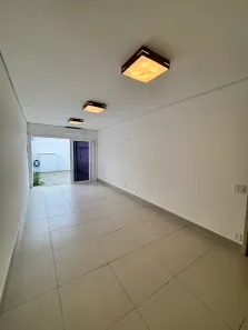 Casa com 2 Quartos para alugar, 120m² no Vila Mogilar, Mogi das Cruzes