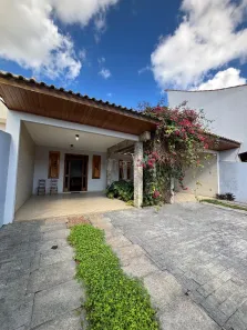 Casa com 3 Quartos à venda, 170m² no Parque Califórnia, Campos dos Goytacazes