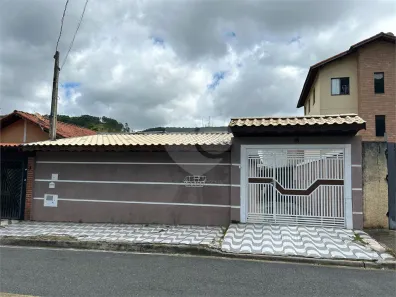 Casa com 3 Quartos à venda, 138m² no Vila Junqueira, São Roque