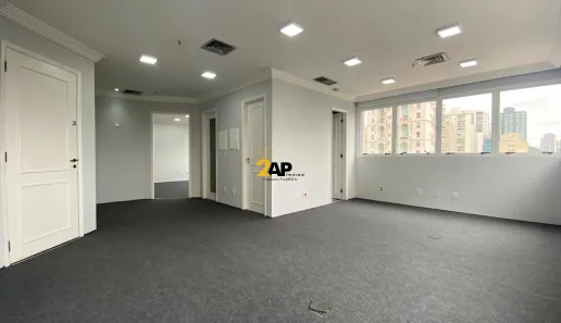 Sala Comercial à venda, 64m² no Santo Amaro, São Paulo
