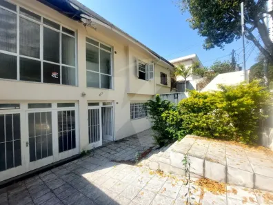 Sobrado com 3 Quartos à venda, 180m² no Água Fria, São Paulo