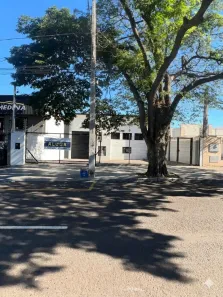 Prédio Comercial para alugar, 490m² no Vila Marumby, Maringá