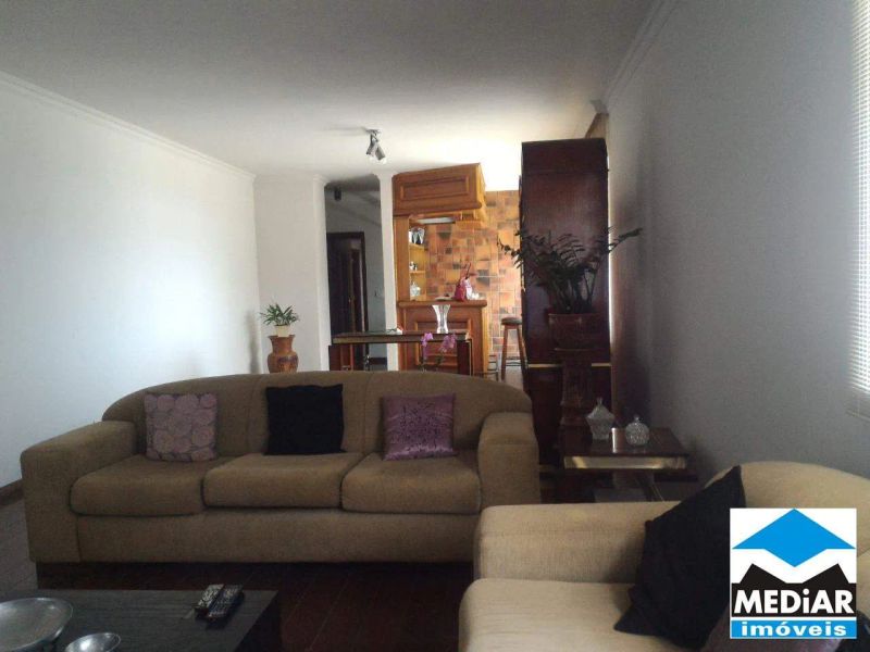 Apartamento com 4 quartos — Santo Antônio, Belo Horizonte