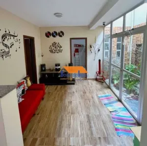 Casa com 3 Quartos à venda, 110m² no Heliópolis, Belo Horizonte