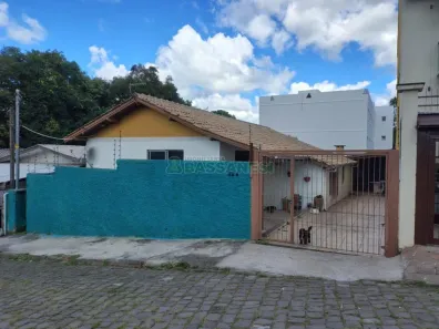 Casa com 2 Quartos à venda, 144m² no Diamantino, Caxias do Sul