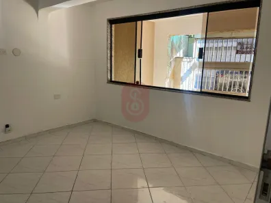 Casa com 3 Quartos para alugar, 242m² no Vila Buenos Aires, São Paulo