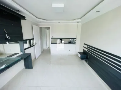 Apartamento com 2 Quartos para alugar, 57m² no Centro, Florianópolis