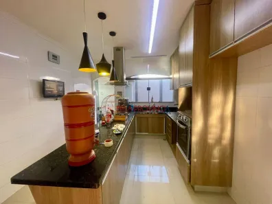 Casa com 5 Quartos para alugar, 300m² no Jardim Monumento, Piracicaba