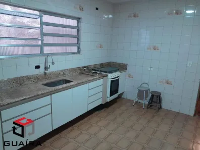 Sobrado com 3 Quartos à venda, 215m² no Vila Linda, Santo André