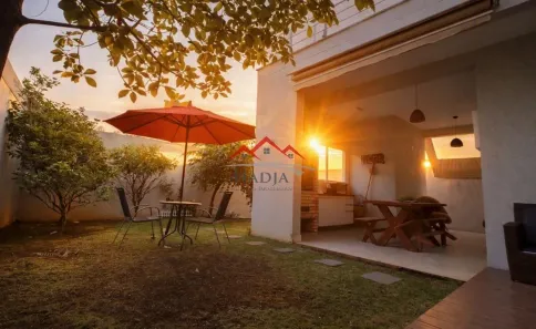 Casa com 3 Quartos à venda, 233m² no Engordadouro, Jundiaí