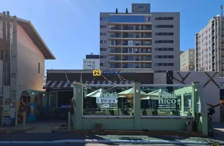 Imóvel Comercial à venda, 230m² no Centro, Navegantes