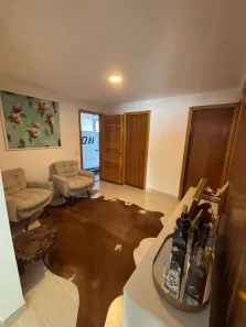 Casa com 3 Quartos à venda, 269m² no Guarujá, Cascavel