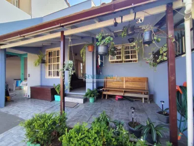 Casa com 2 Quartos à venda, 79m² no Parque Granja Esperança, Cachoeirinha