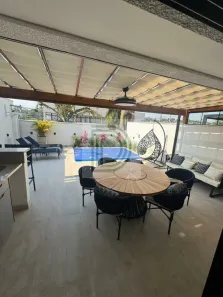 Casa de Condomínio com 4 Quartos à venda, 150m² no Parque Rincão, Cotia