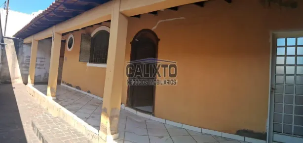 Casa com 3 Quartos à venda, 360m² no Jaraguá, Uberlândia