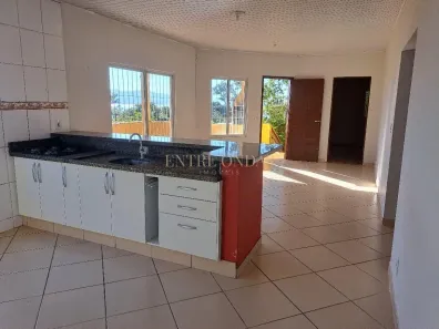 Casa com 3 Quartos para alugar, 100m² no Sambaqui, Florianópolis