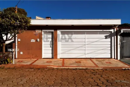 Casa com 3 Quartos à venda, 280m² no Riachuelo, Batatais