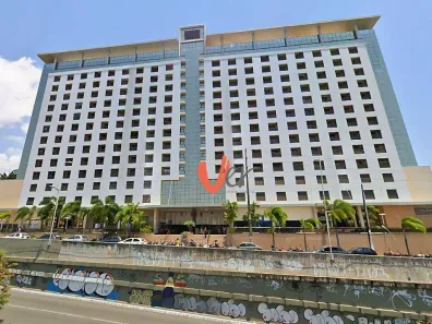 Sala Comercial à venda, 32m² no Pici, Fortaleza