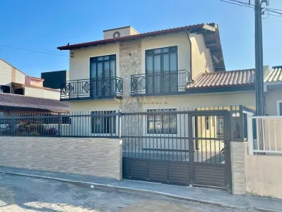 Casa com 5 Quartos à venda, 171m² no Pântano do Sul, Florianópolis