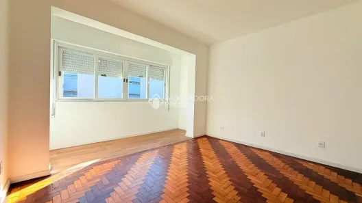 Apartamento com 3 Quartos à venda, 68m² no Passo da Areia, Porto Alegre