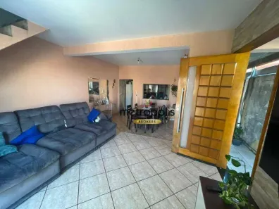 Sobrado com 2 Quartos à venda, 120m² no Vila Sacadura Cabral, Santo André
