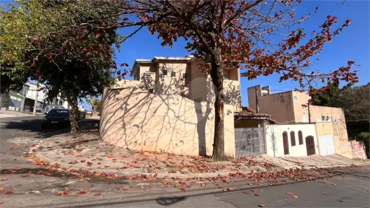 Casa com 3 Quartos à venda, 300m² no Boa Vista, Sorocaba