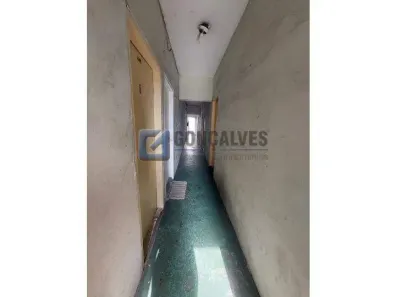 Imóvel Comercial à venda, 400m² no Vila Metalúrgica, Santo André