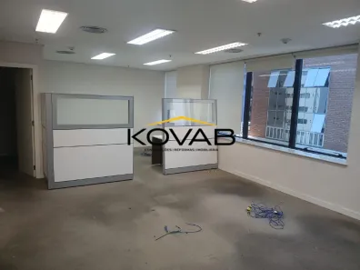 Sala Comercial para alugar, 362m² no Vila Olímpia, São Paulo